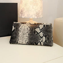 Load image into Gallery viewer, Snake Skin Purse